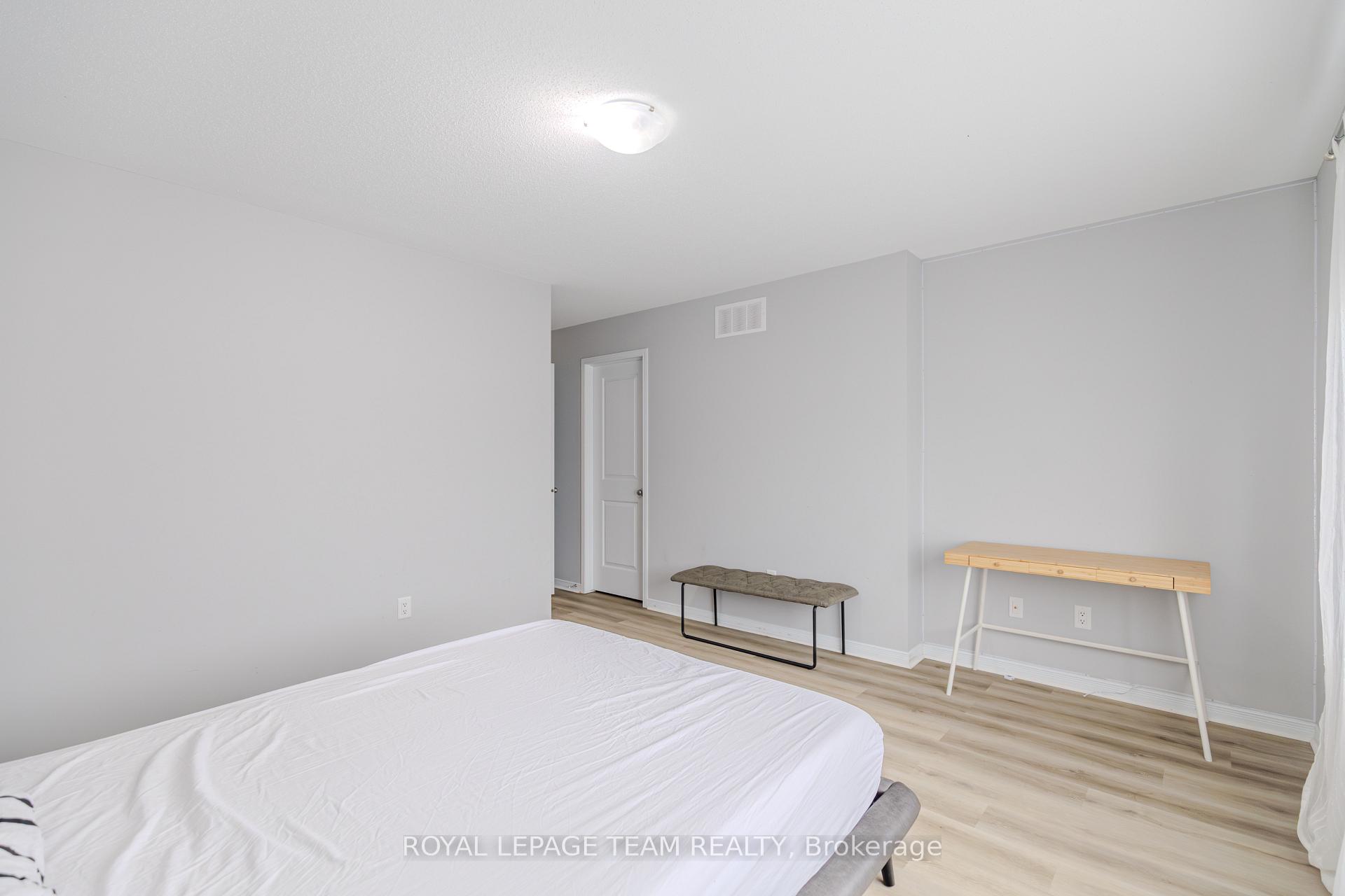 Photo 29 of 477 Cope Drive N, Ottawa, Kanata - Emerald Meadows/Trailwest — HOMEH