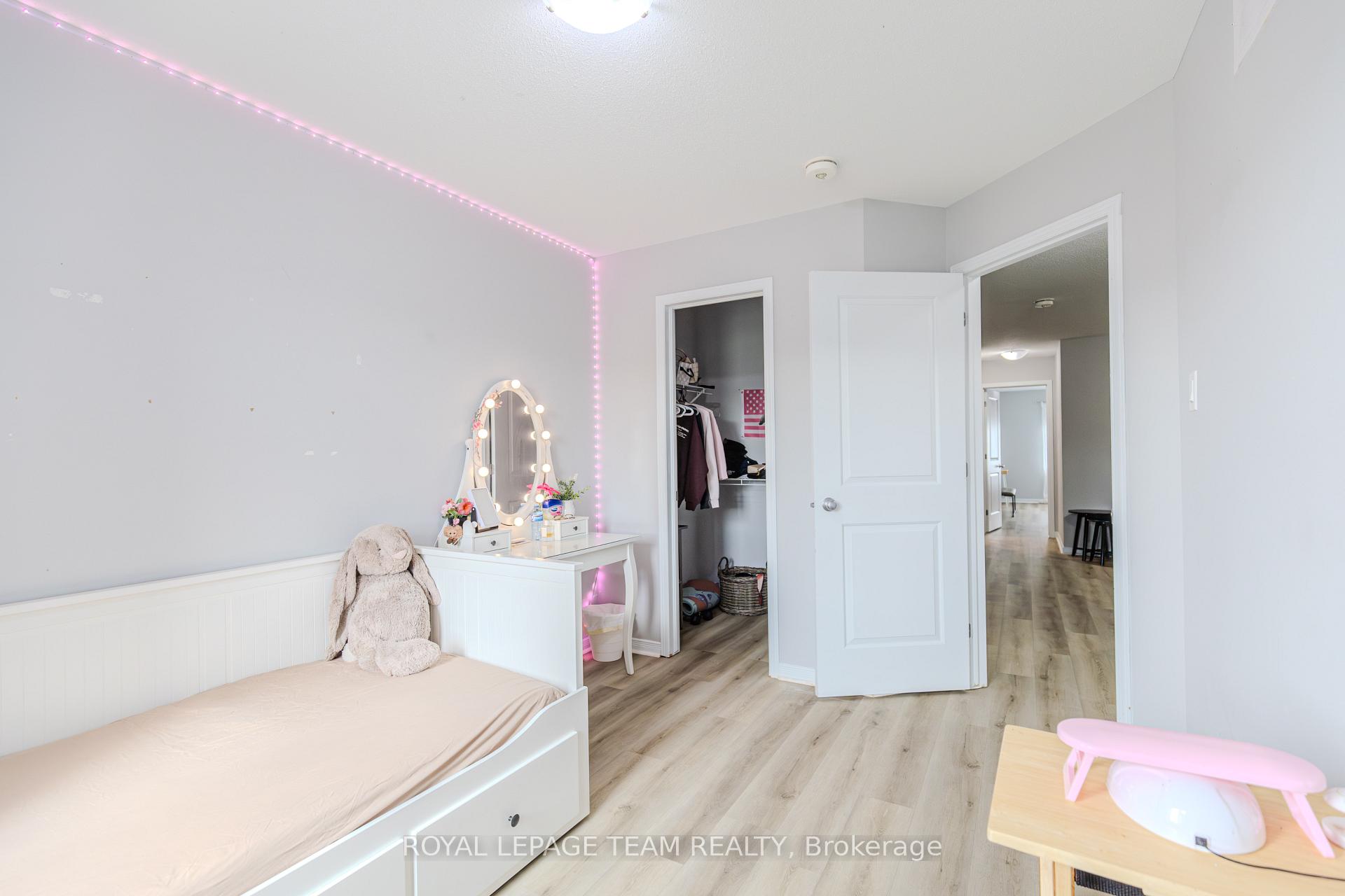 Photo 34 of 477 Cope Drive N, Ottawa, Kanata - Emerald Meadows/Trailwest — HOMEH