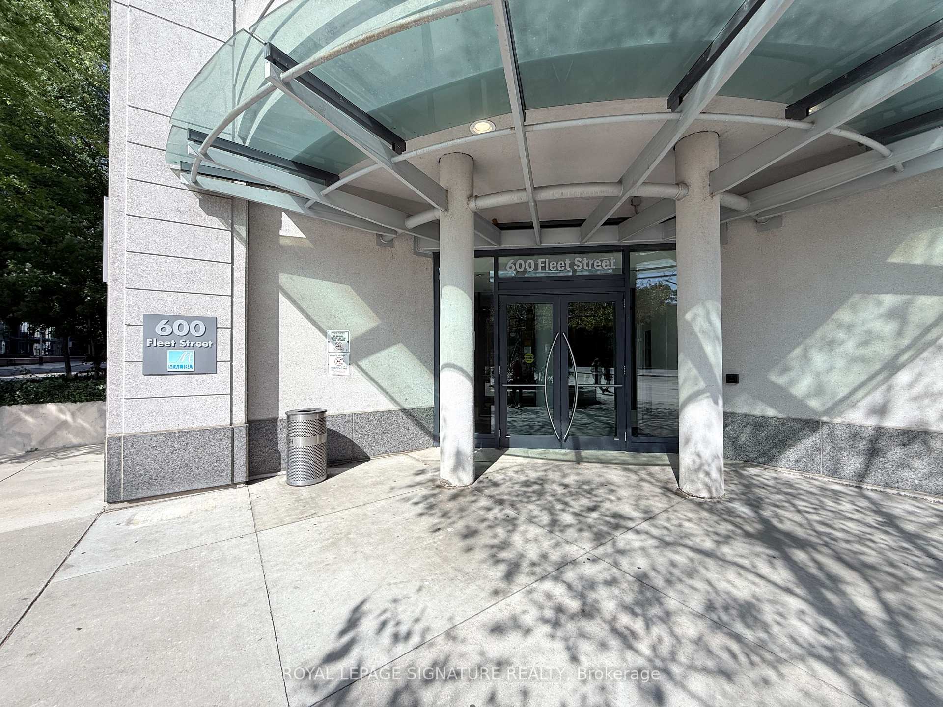 Photo 5 of Unit 405, 600 Fleet Street, Toronto, Niagara — HOMEH