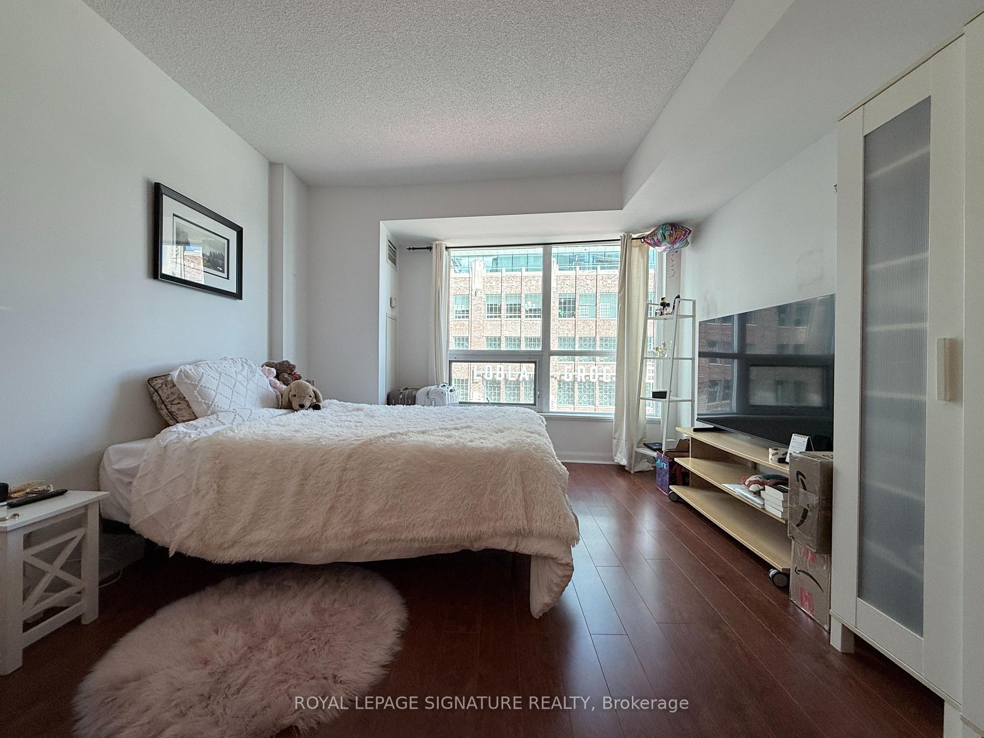 Photo 7 of Unit 405, 600 Fleet Street, Toronto, Niagara — HOMEH