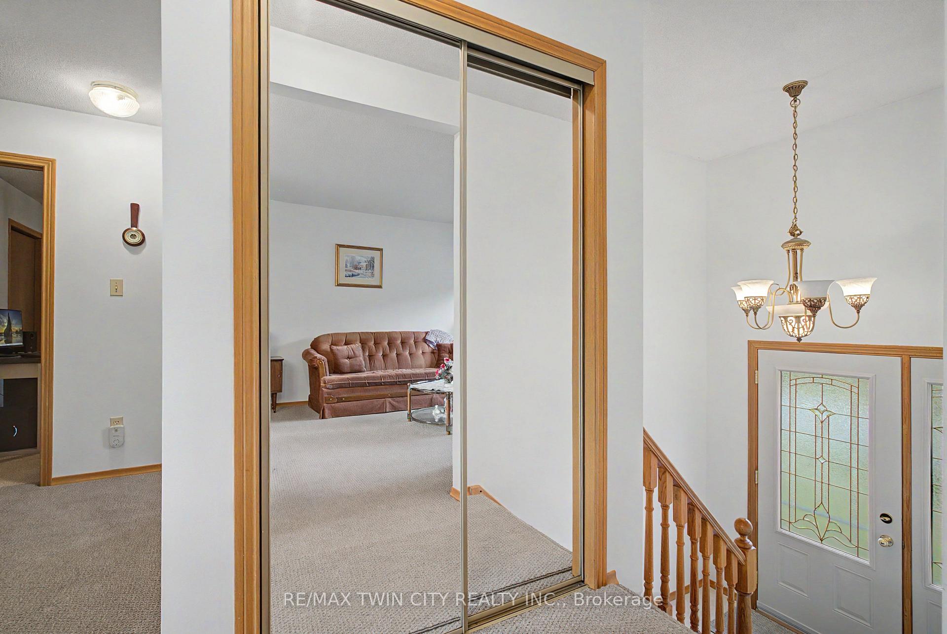 Photo 7 of 125 Blackwell Drive, Kitchener, Highland West — HOMEH