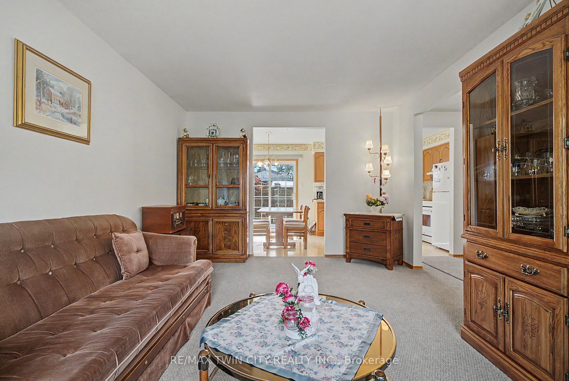 Photo 12 of 125 Blackwell Drive, Kitchener, Highland West — HOMEH
