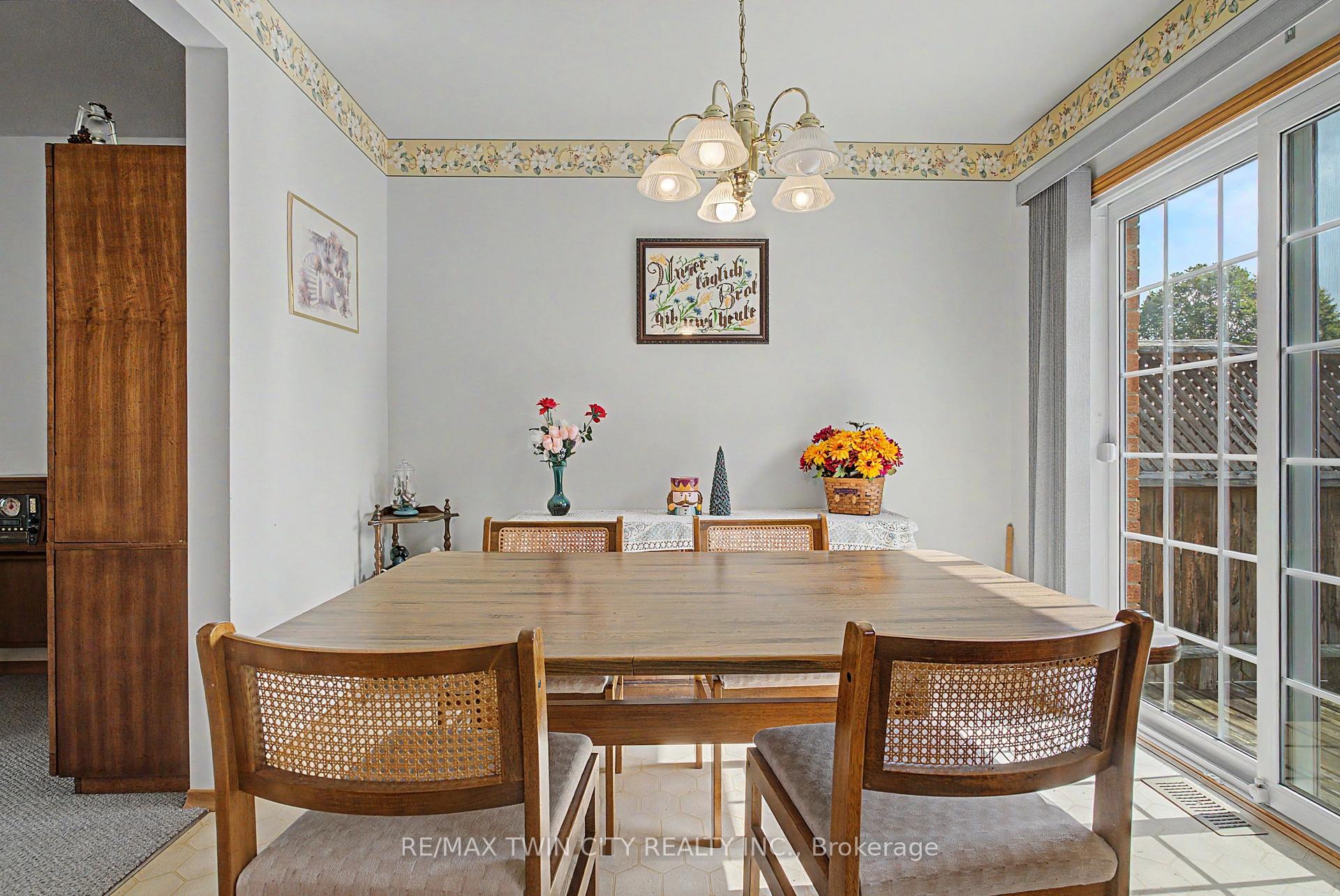 Photo 14 of 125 Blackwell Drive, Kitchener, Highland West — HOMEH