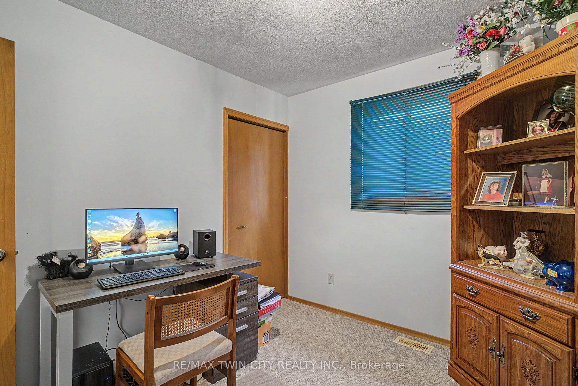 Photo 27 of 125 Blackwell Drive, Kitchener, Highland West — HOMEH