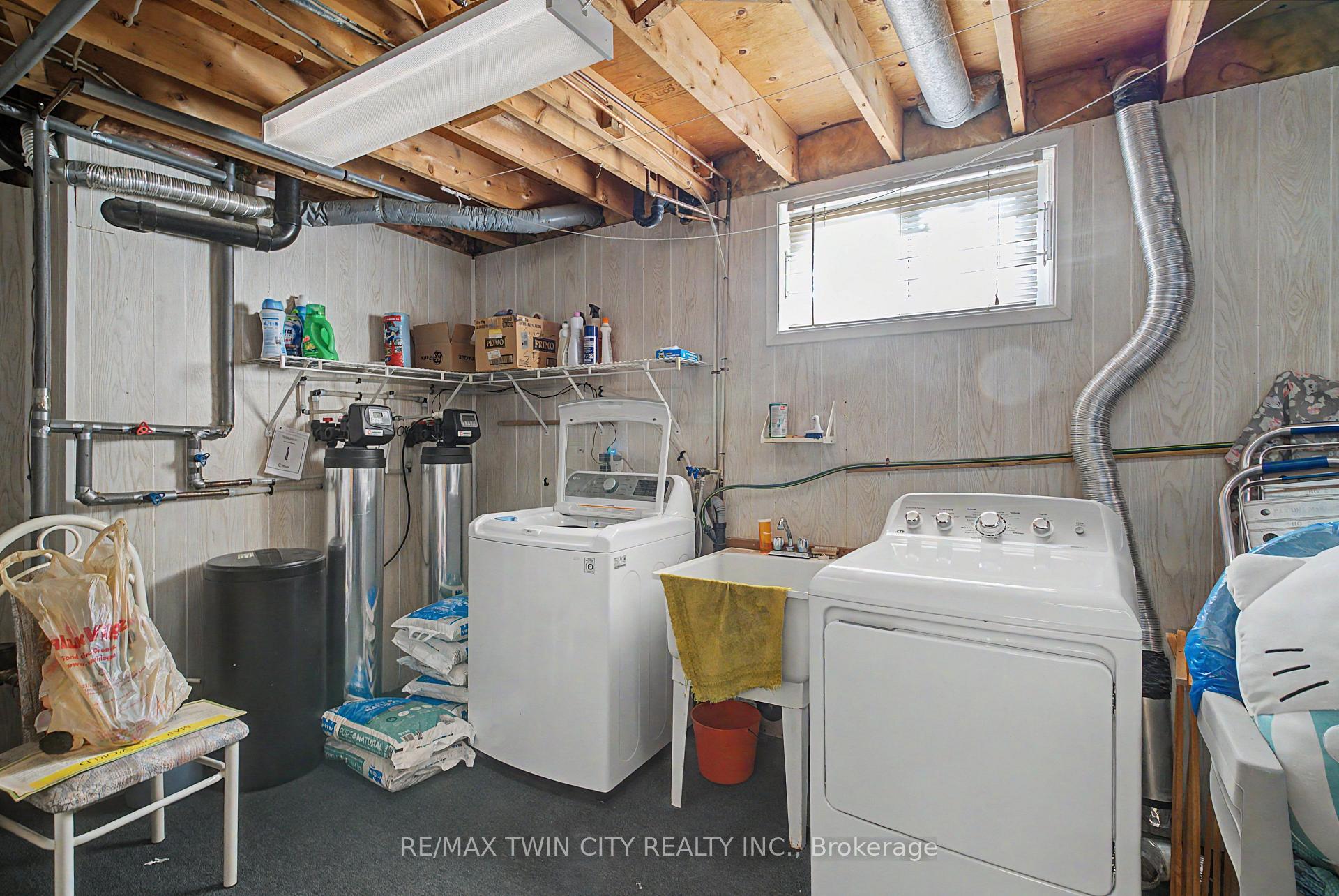 Photo 39 of 125 Blackwell Drive, Kitchener, Highland West — HOMEH