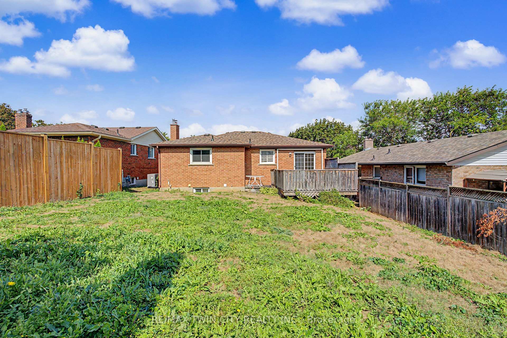Photo 40 of 125 Blackwell Drive, Kitchener, Highland West — HOMEH