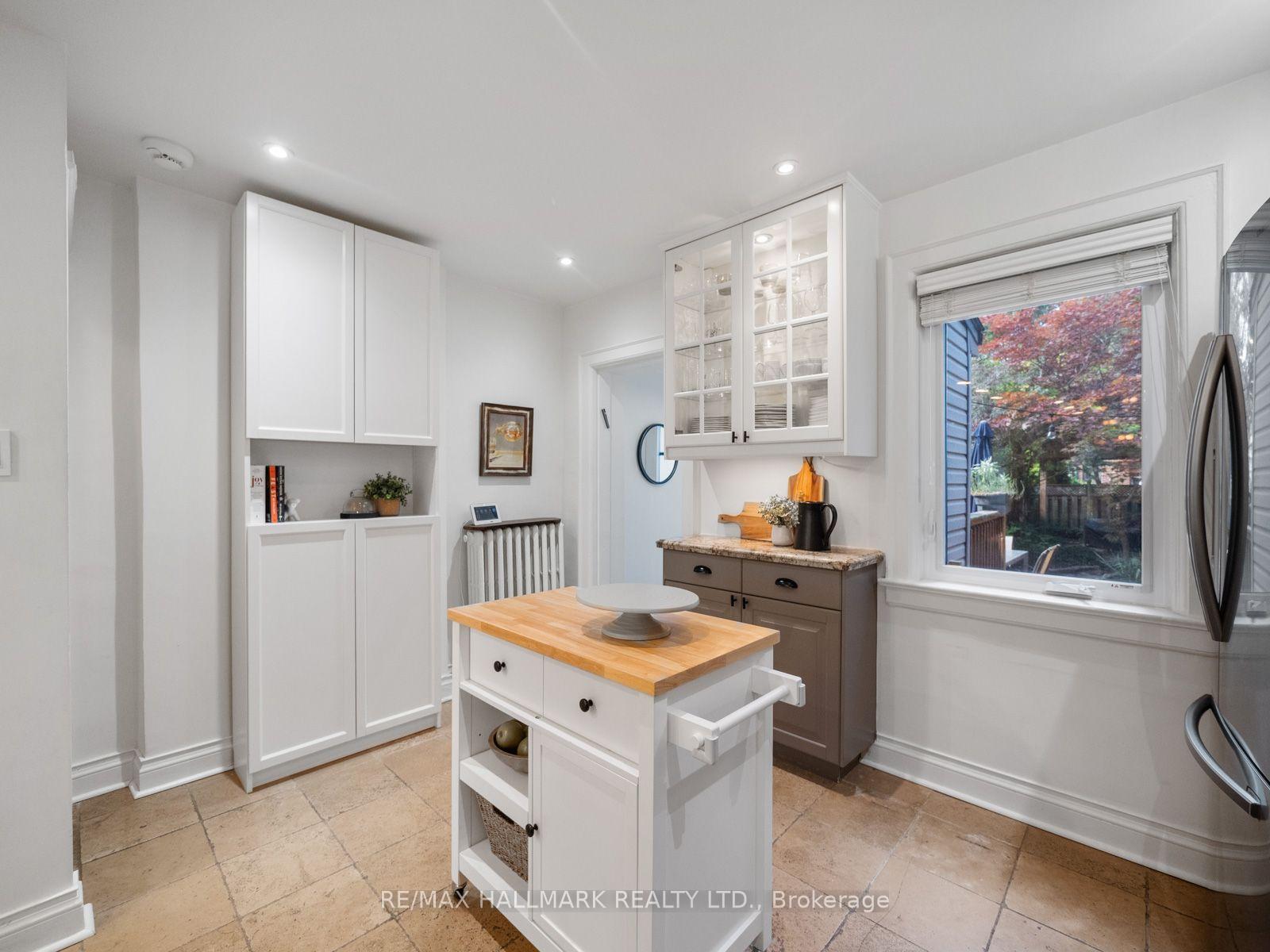 Photo 20 of 16 Hector Avenue, Toronto, Wychwood — HOMEH