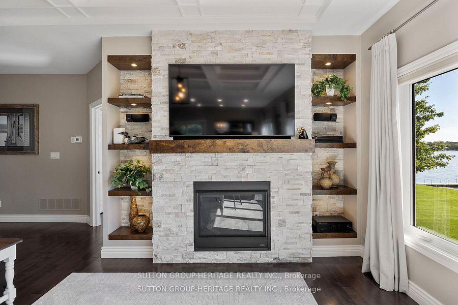 Photo 17 of 52 Hillside Drive, Kawartha Lakes, Mariposa — HOMEH
