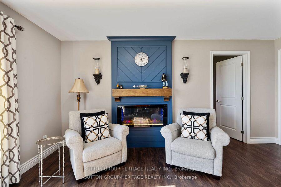 Photo 35 of 52 Hillside Drive, Kawartha Lakes, Mariposa — HOMEH