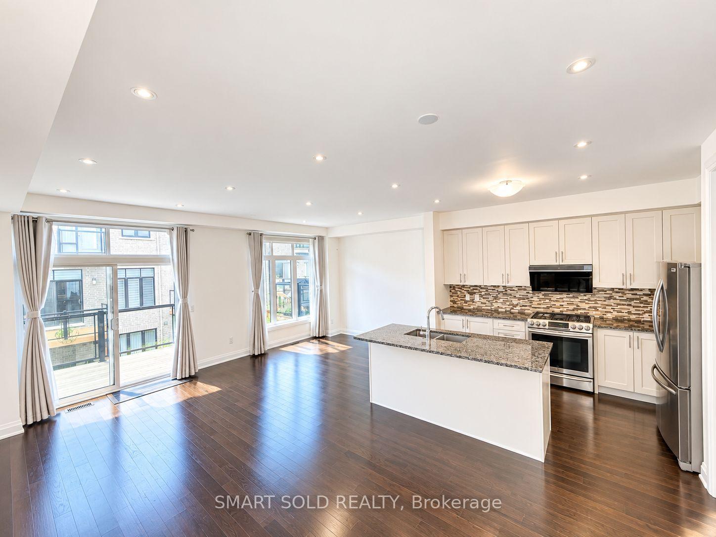 Photo 3 of 35 Duncombe Lane, Richmond Hill, South Richvale — HOMEH