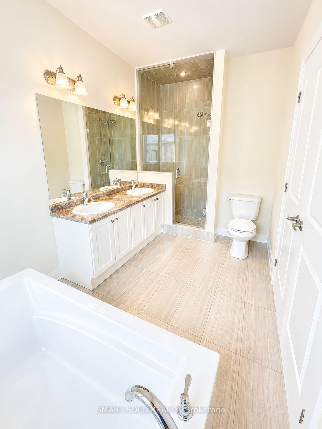 Photo 17 of 35 Duncombe Lane, Richmond Hill, South Richvale — HOMEH