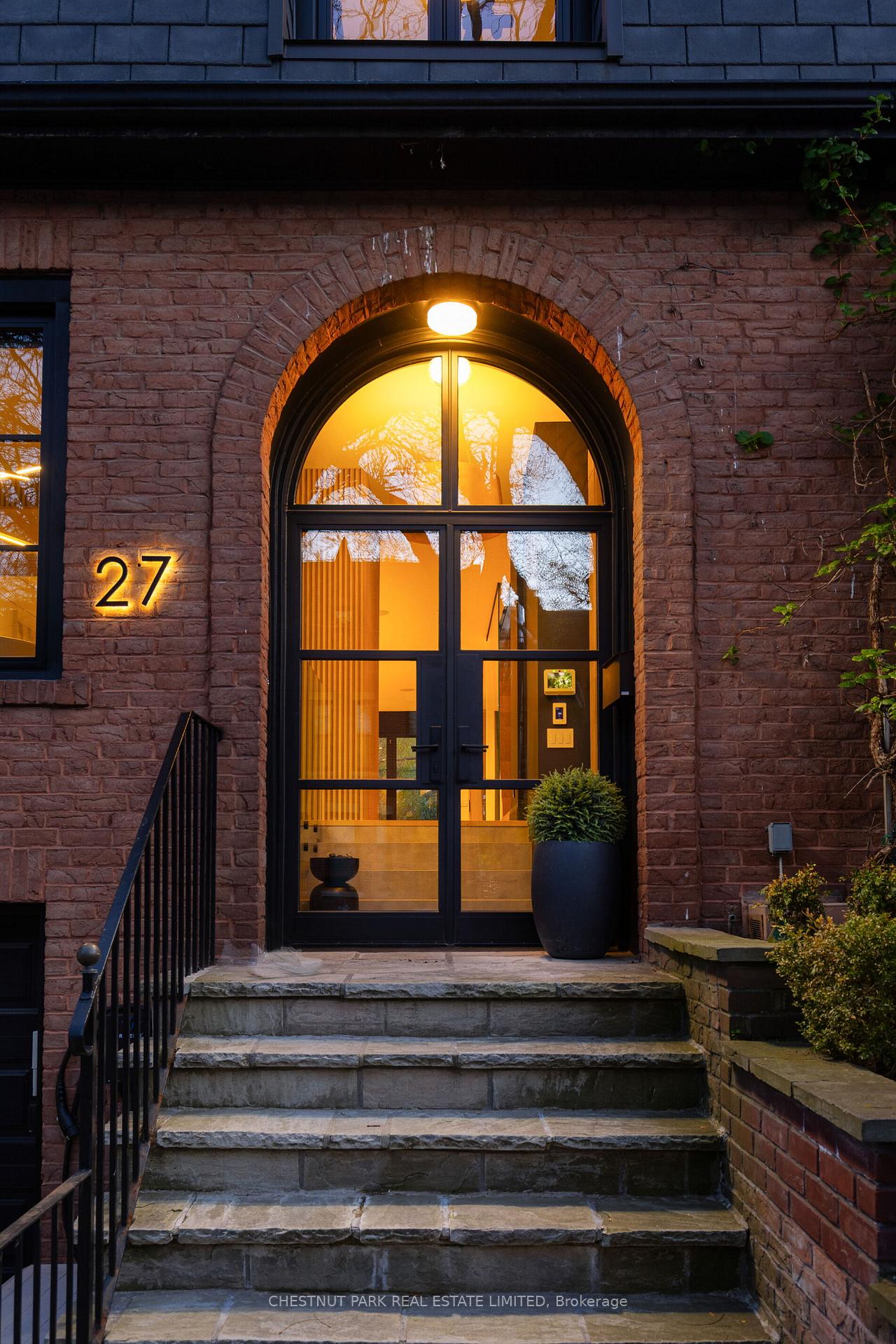 Photo 2 of 27 Boswell Avenue, Toronto, The Annex — HOMEH