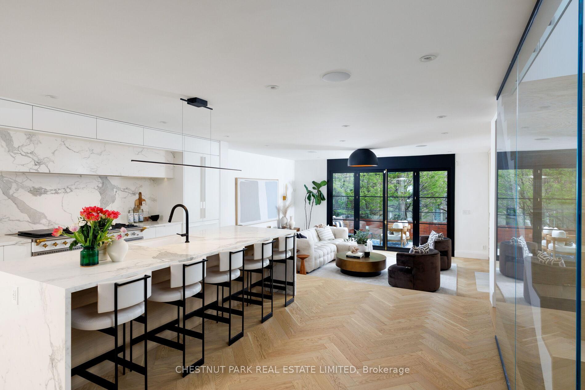 Photo 15 of 27 Boswell Avenue, Toronto, The Annex — HOMEH