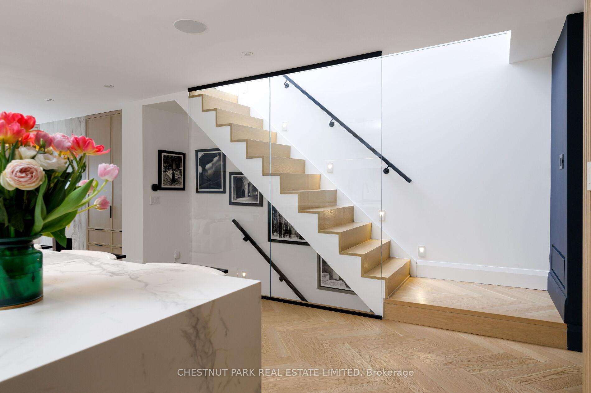 Photo 25 of 27 Boswell Avenue, Toronto, The Annex — HOMEH