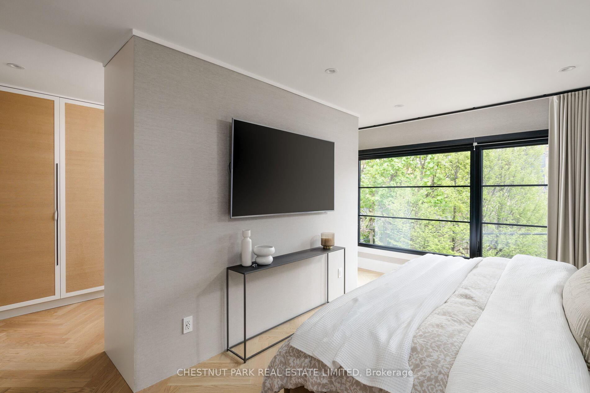 Photo 28 of 27 Boswell Avenue, Toronto, The Annex — HOMEH
