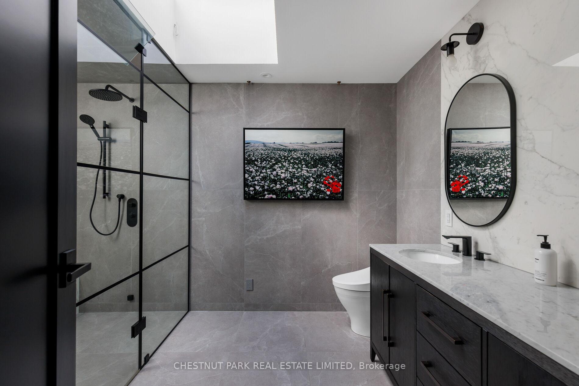 Photo 31 of 27 Boswell Avenue, Toronto, The Annex — HOMEH
