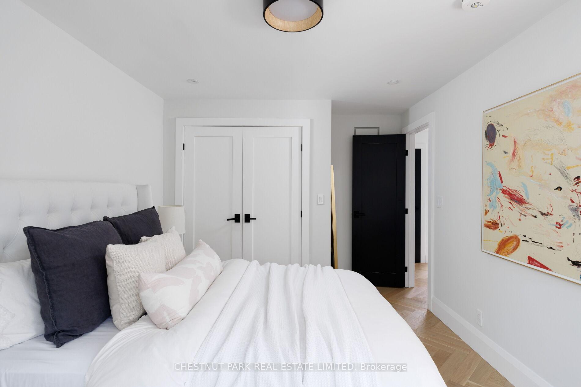 Photo 36 of 27 Boswell Avenue, Toronto, The Annex — HOMEH