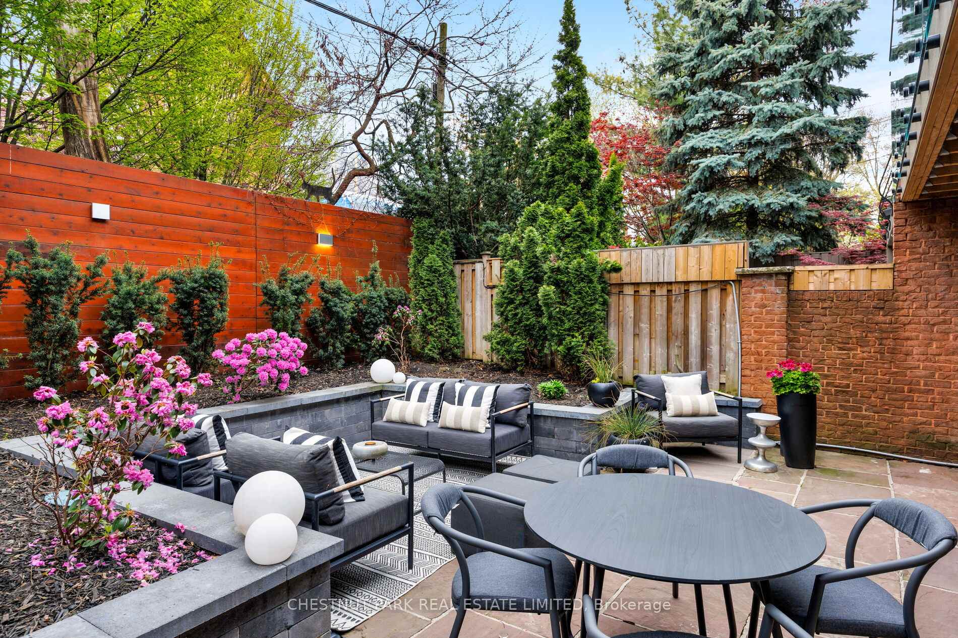 Photo 48 of 27 Boswell Avenue, Toronto, The Annex — HOMEH