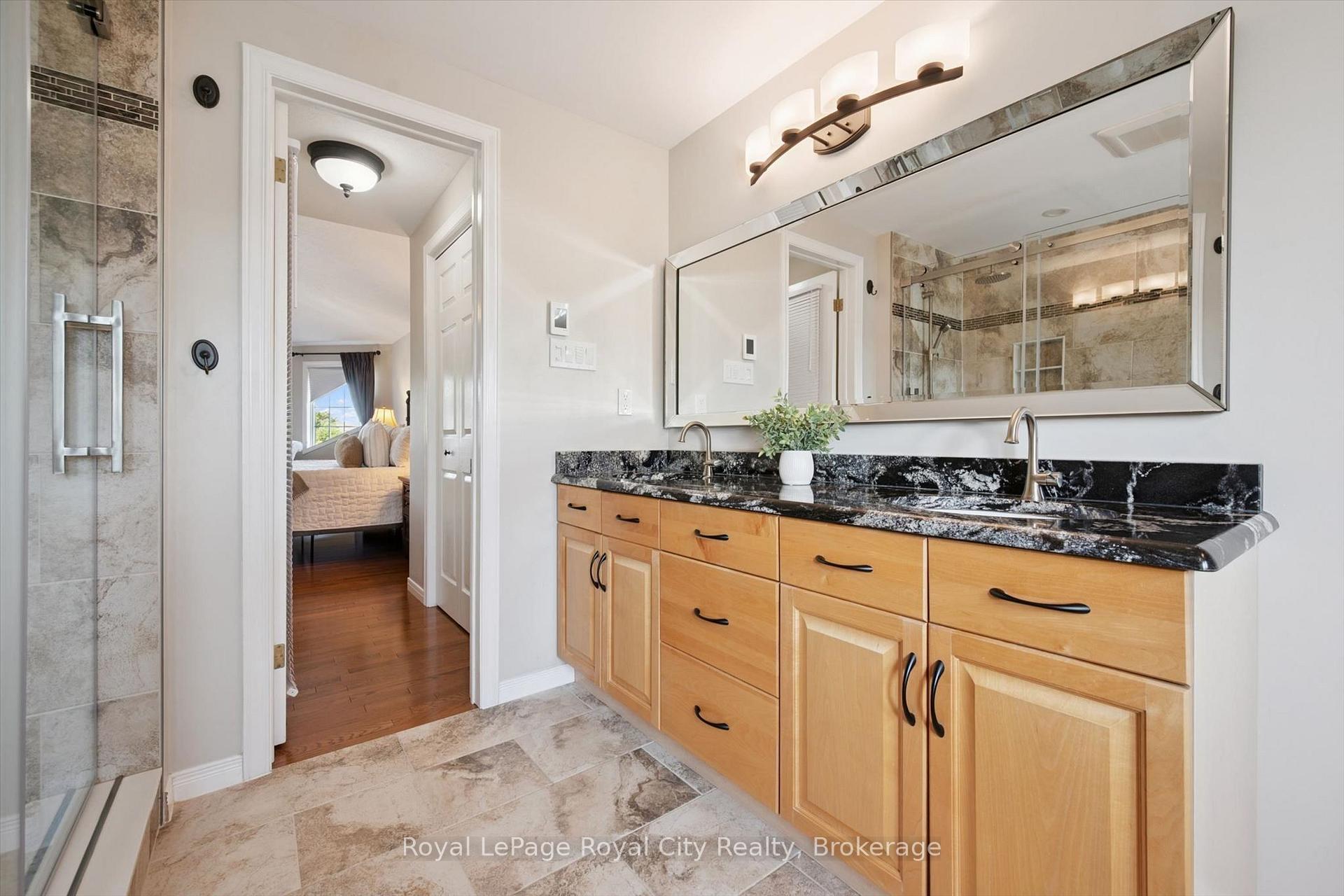 Photo 26 of 32 Pine Ridge Drive, Guelph, Pineridge/Westminster Woods — HOMEH