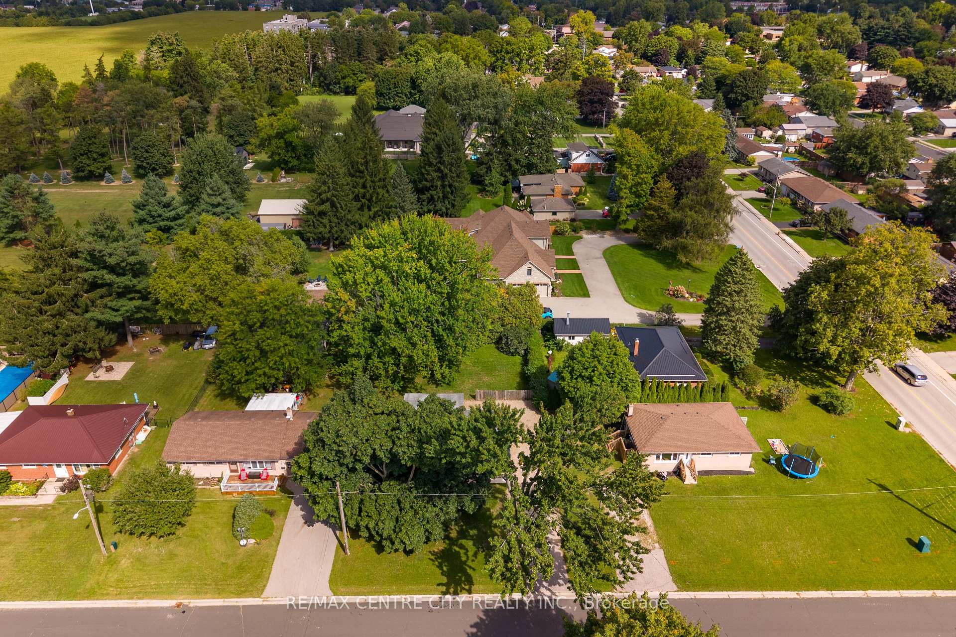 Photo 16 of 11 Marchant Street, Aylmer — HOMEH
