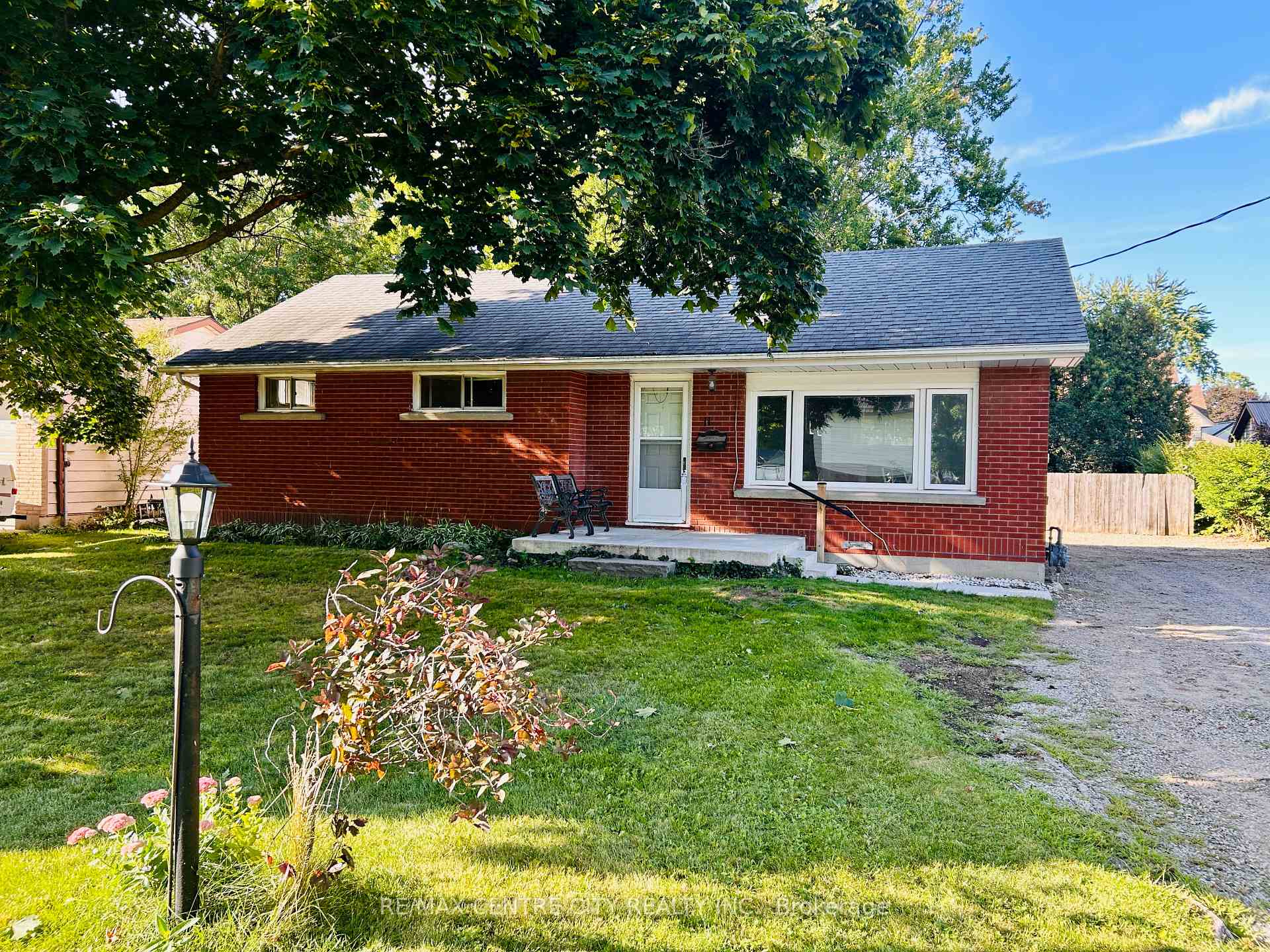 Photo 47 of 11 Marchant Street, Aylmer — HOMEH