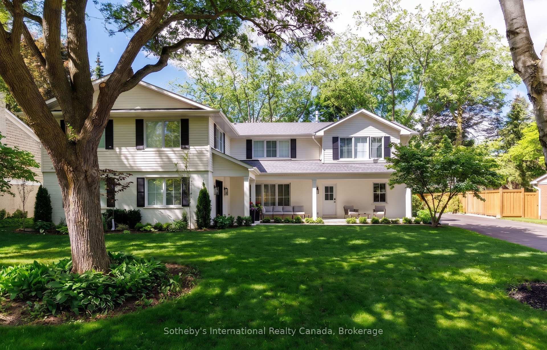 Photo 2 of 246 Cairncroft Road, Oakville, Morrison — HOMEH
