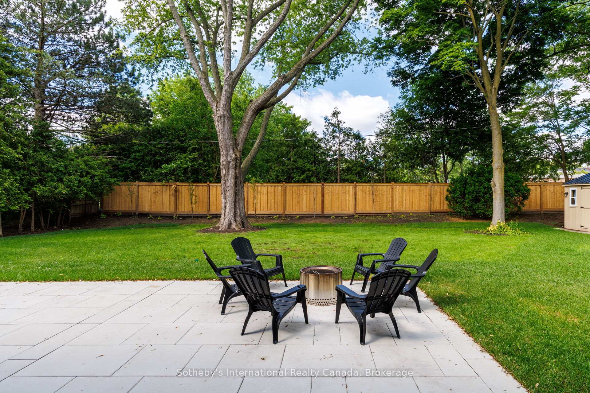 Photo 3 of 246 Cairncroft Road, Oakville, Morrison — HOMEH