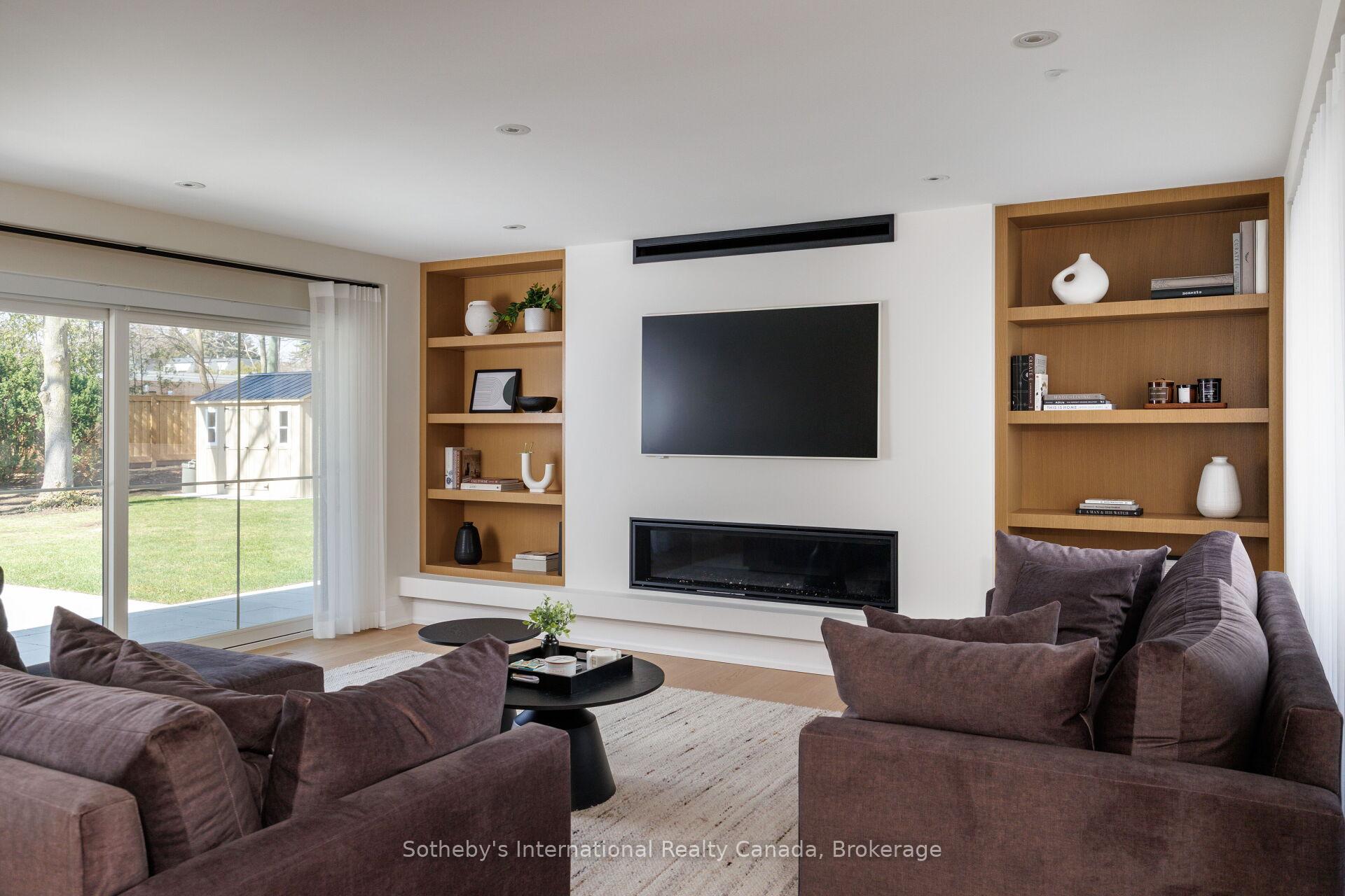 Photo 7 of 246 Cairncroft Road, Oakville, Morrison — HOMEH