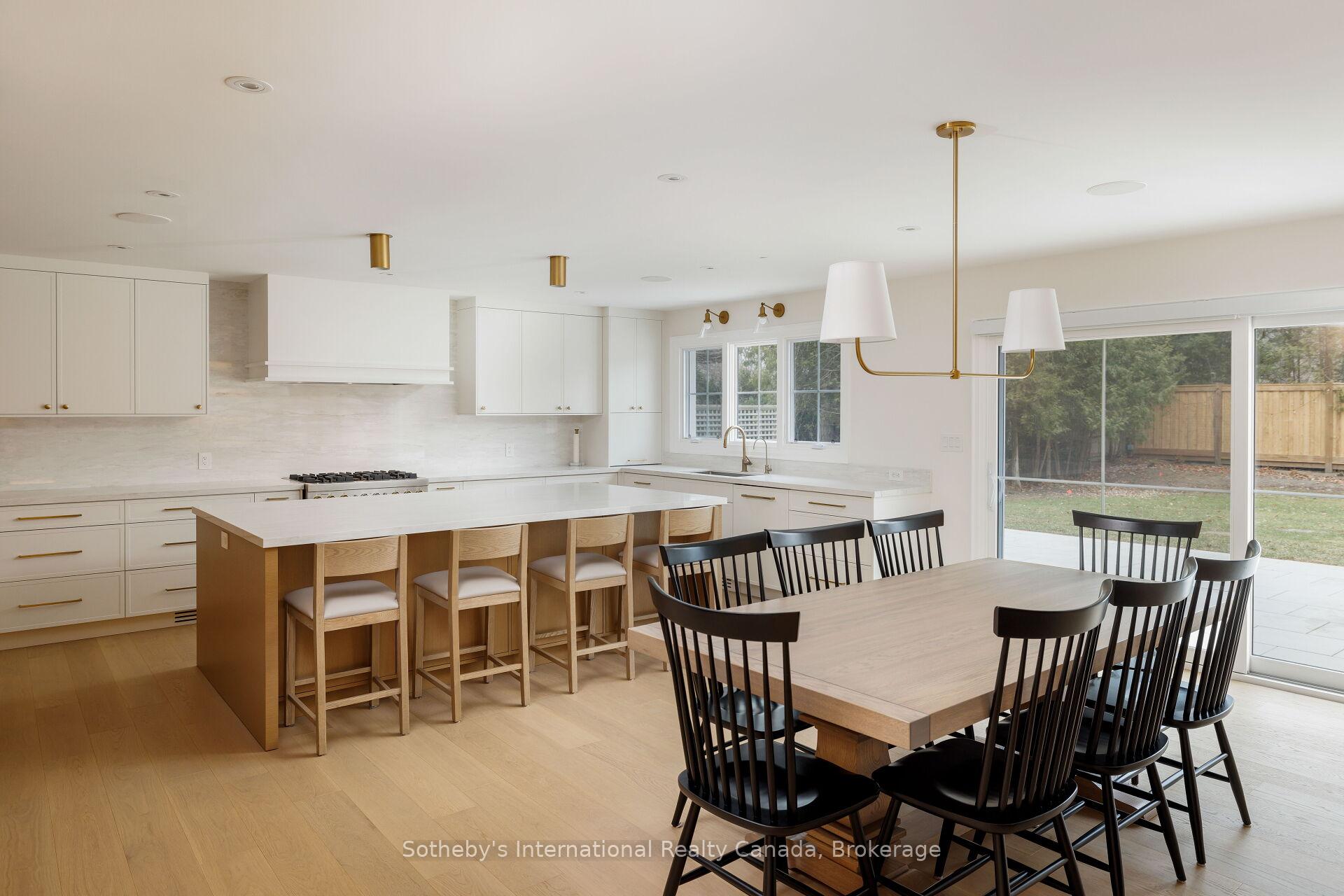 Photo 10 of 246 Cairncroft Road, Oakville, Morrison — HOMEH