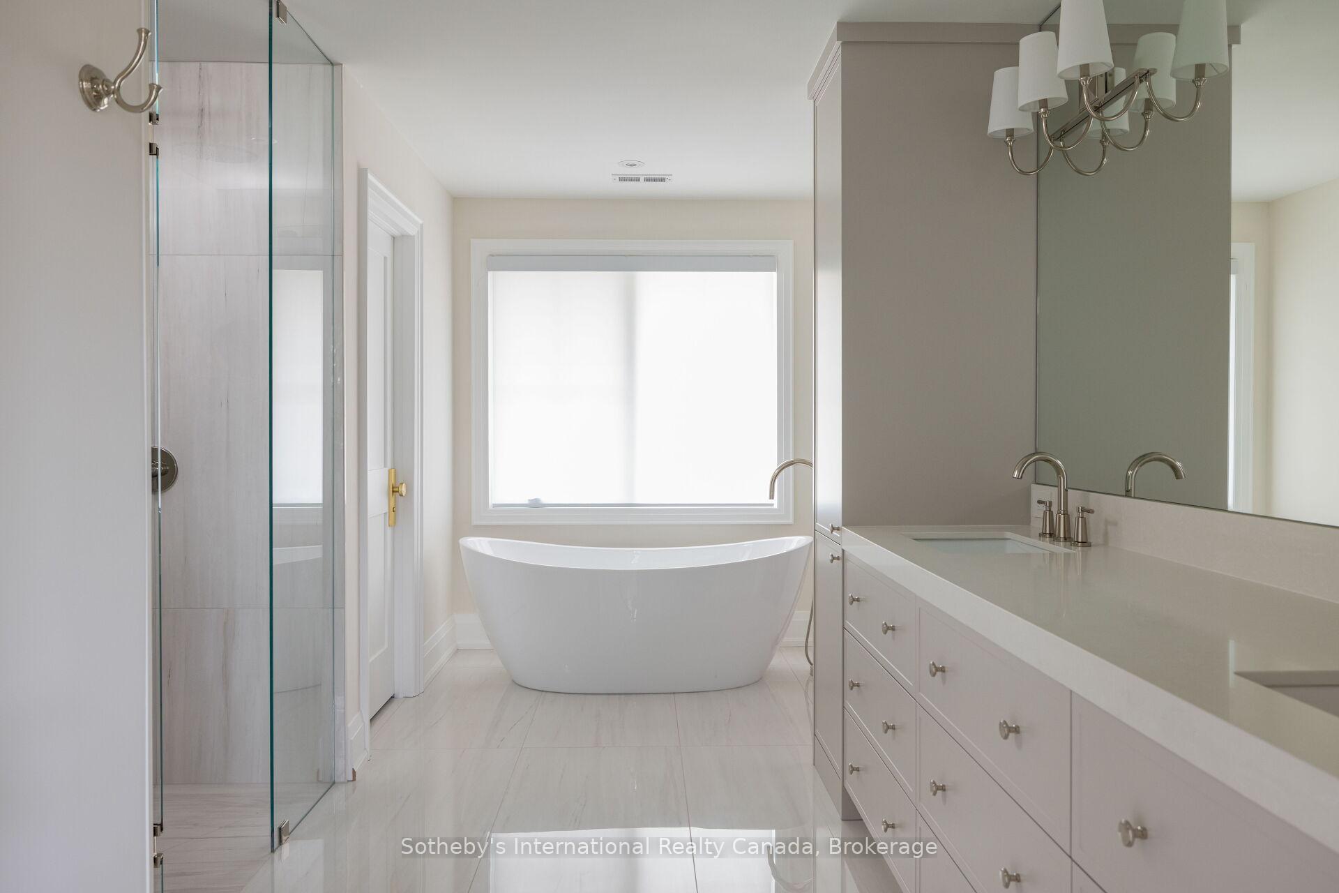 Photo 20 of 246 Cairncroft Road, Oakville, Morrison — HOMEH