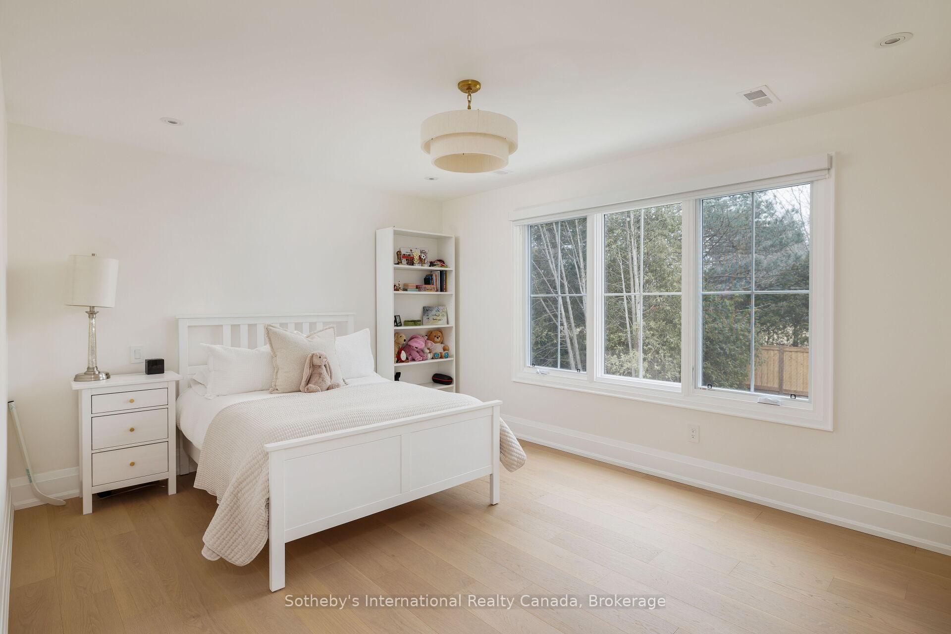 Photo 22 of 246 Cairncroft Road, Oakville, Morrison — HOMEH