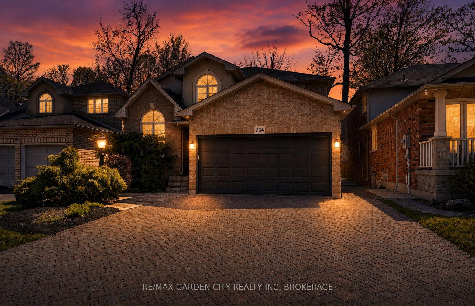 Photo 2 of 734 Brigadoon Drive, Hamilton, Gourley — HOMEH
