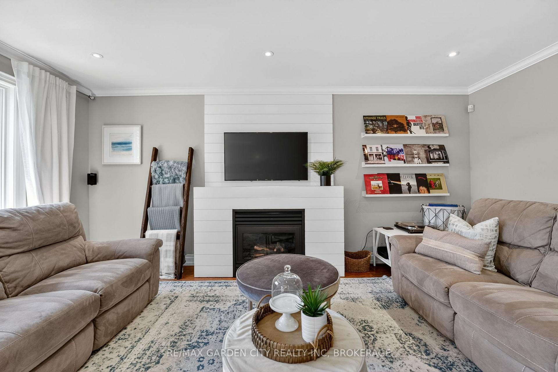 Photo 16 of 734 Brigadoon Drive, Hamilton, Gourley — HOMEH