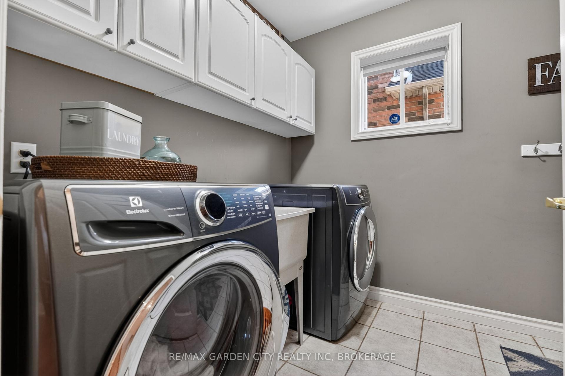 Photo 20 of 734 Brigadoon Drive, Hamilton, Gourley — HOMEH