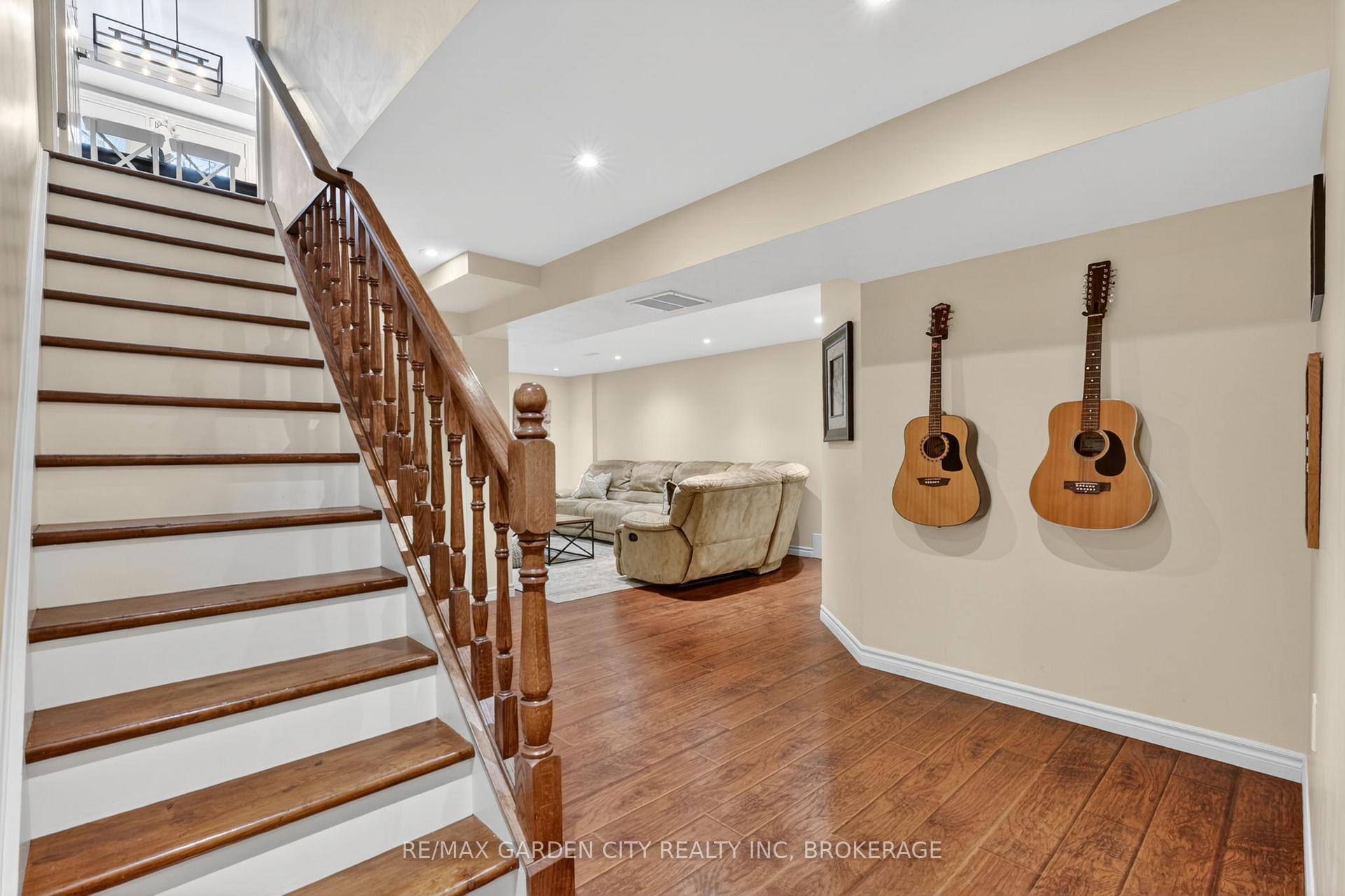 Photo 31 of 734 Brigadoon Drive, Hamilton, Gourley — HOMEH