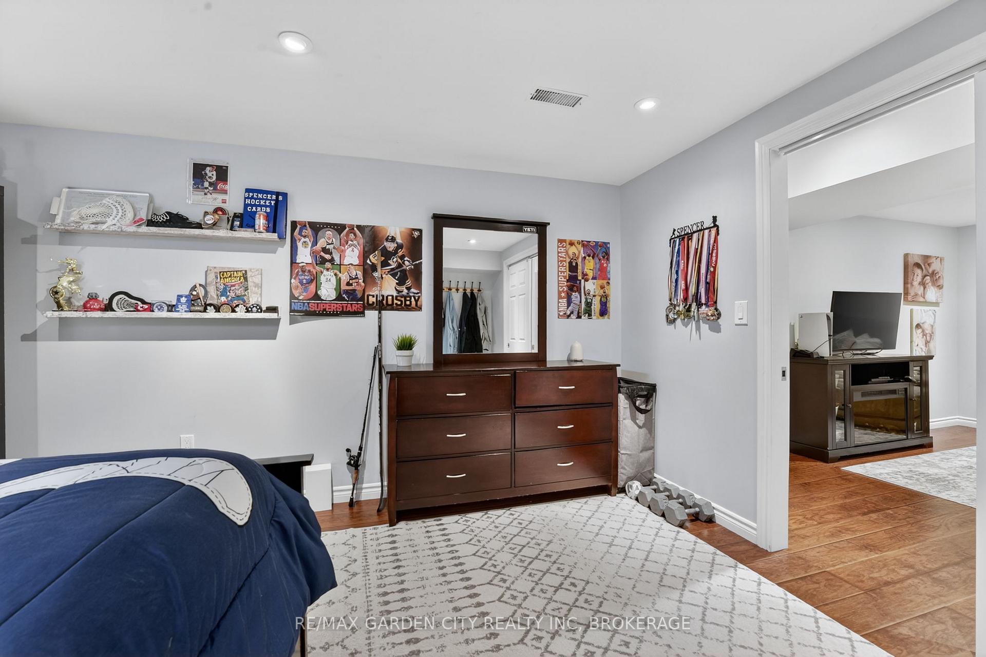Photo 34 of 734 Brigadoon Drive, Hamilton, Gourley — HOMEH