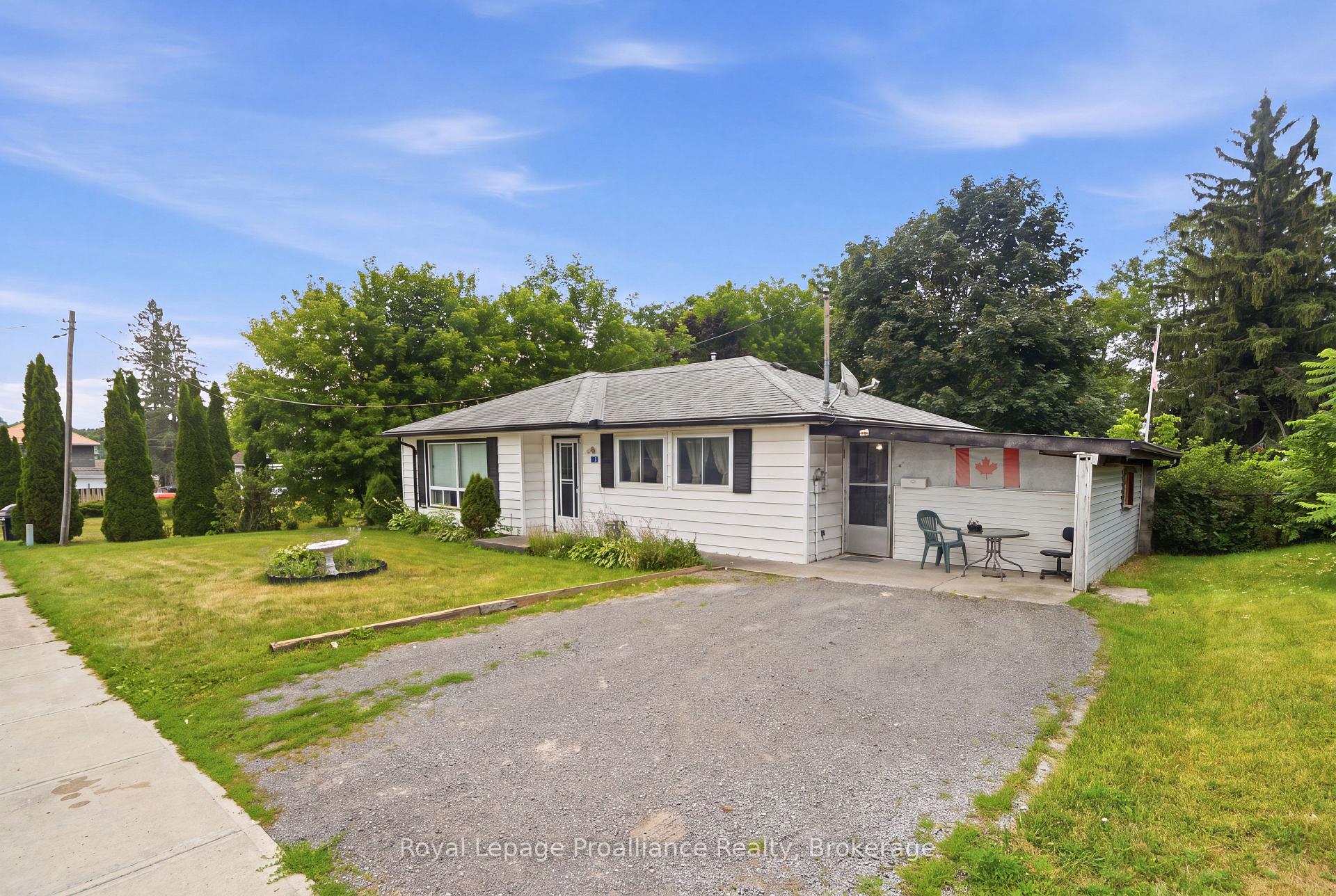 Photo 3 of 43 Adelaide St Street, Quinte West, Frankford Ward — HOMEH