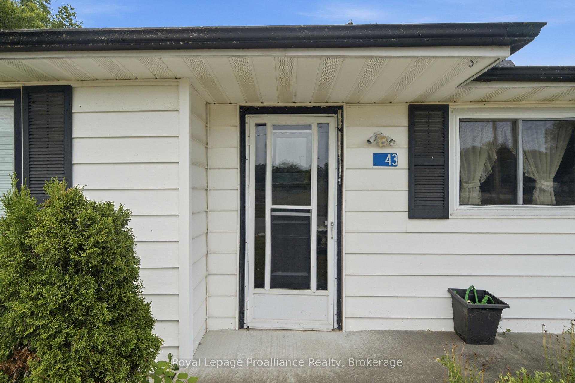 Photo 8 of 43 Adelaide St Street, Quinte West, Frankford Ward — HOMEH