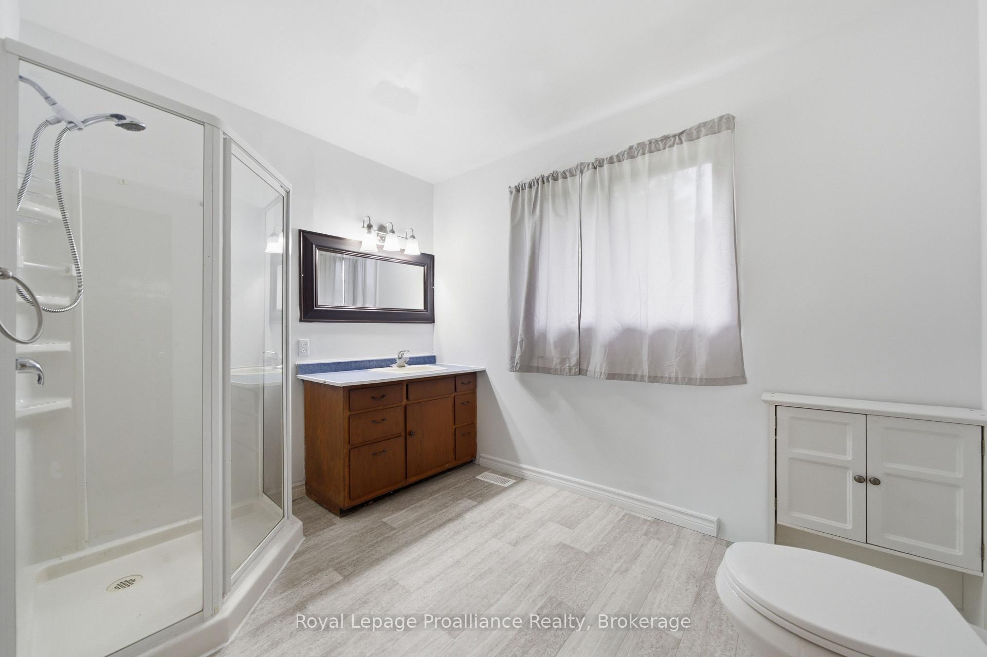 Photo 15 of 43 Adelaide St Street, Quinte West, Frankford Ward — HOMEH