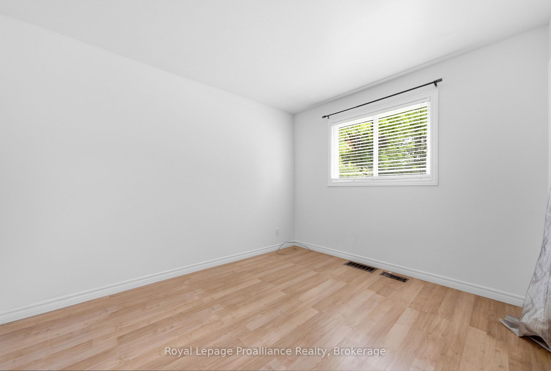 Photo 26 of 43 Adelaide St Street, Quinte West, Frankford Ward — HOMEH