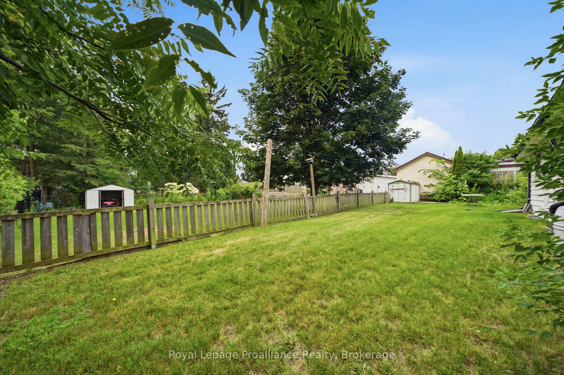 Photo 32 of 43 Adelaide St Street, Quinte West, Frankford Ward — HOMEH