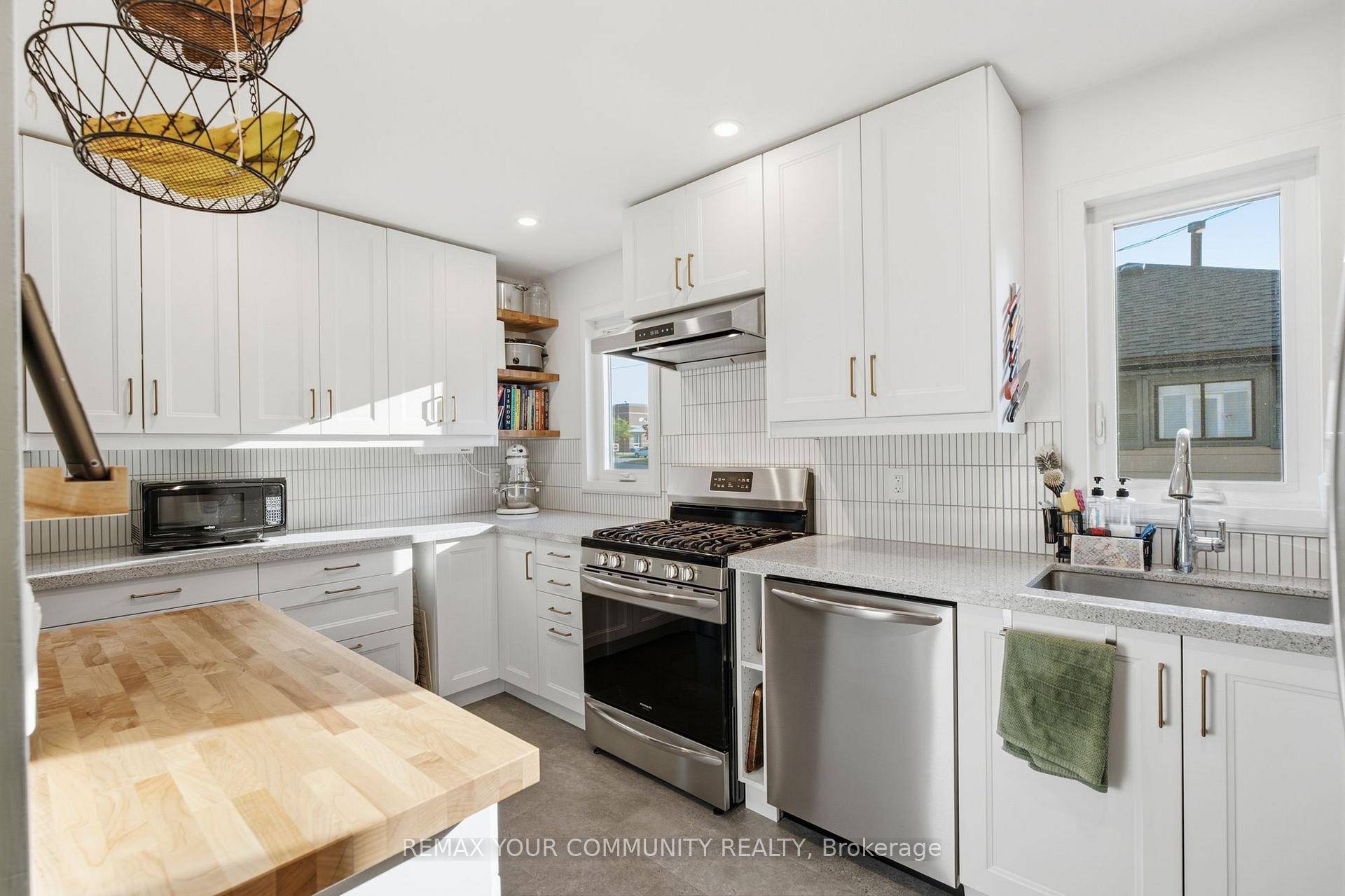 Photo 5 of 269 Rogers Road, Newmarket, Central Newmarket — HOMEH
