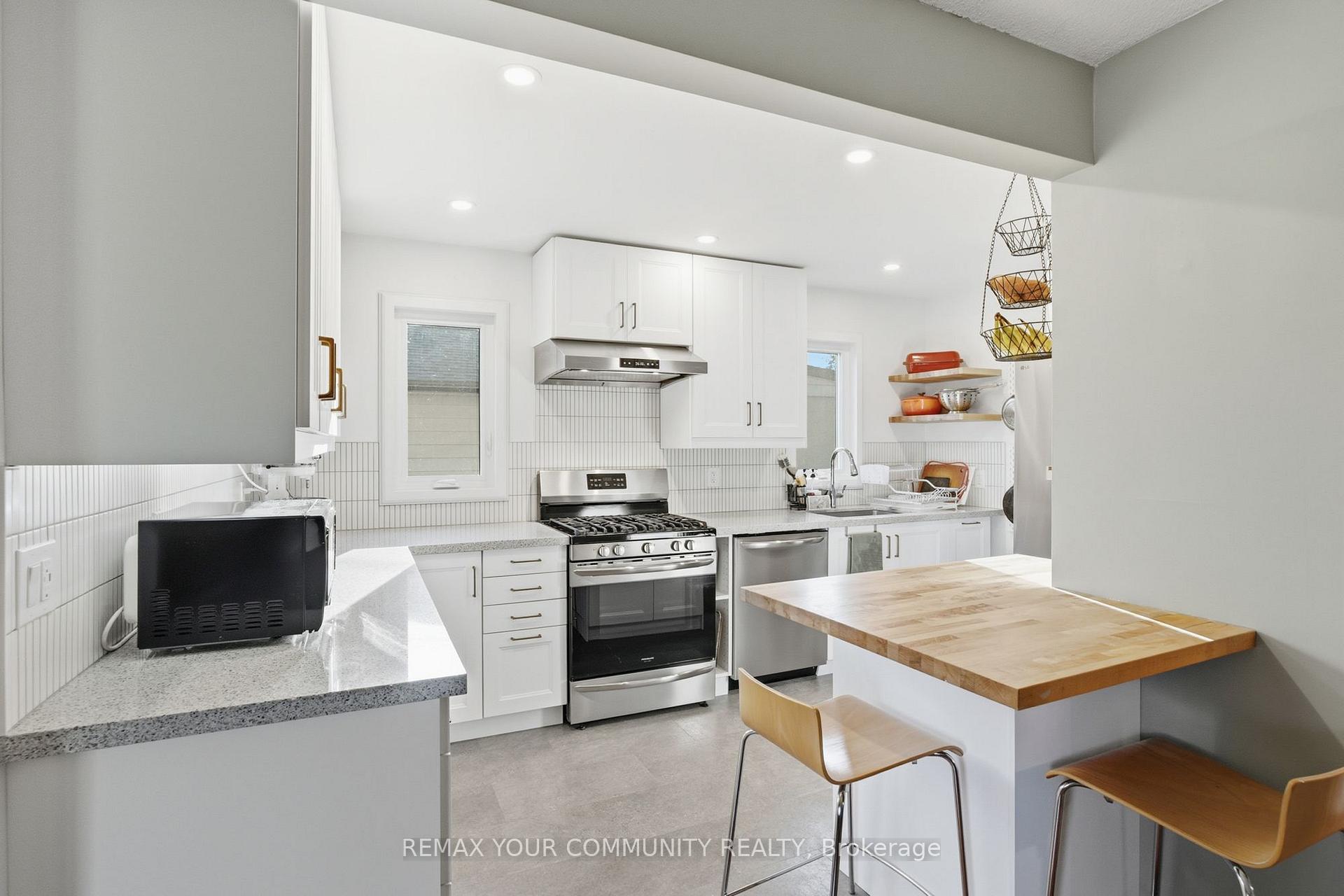 Photo 6 of 269 Rogers Road, Newmarket, Central Newmarket — HOMEH