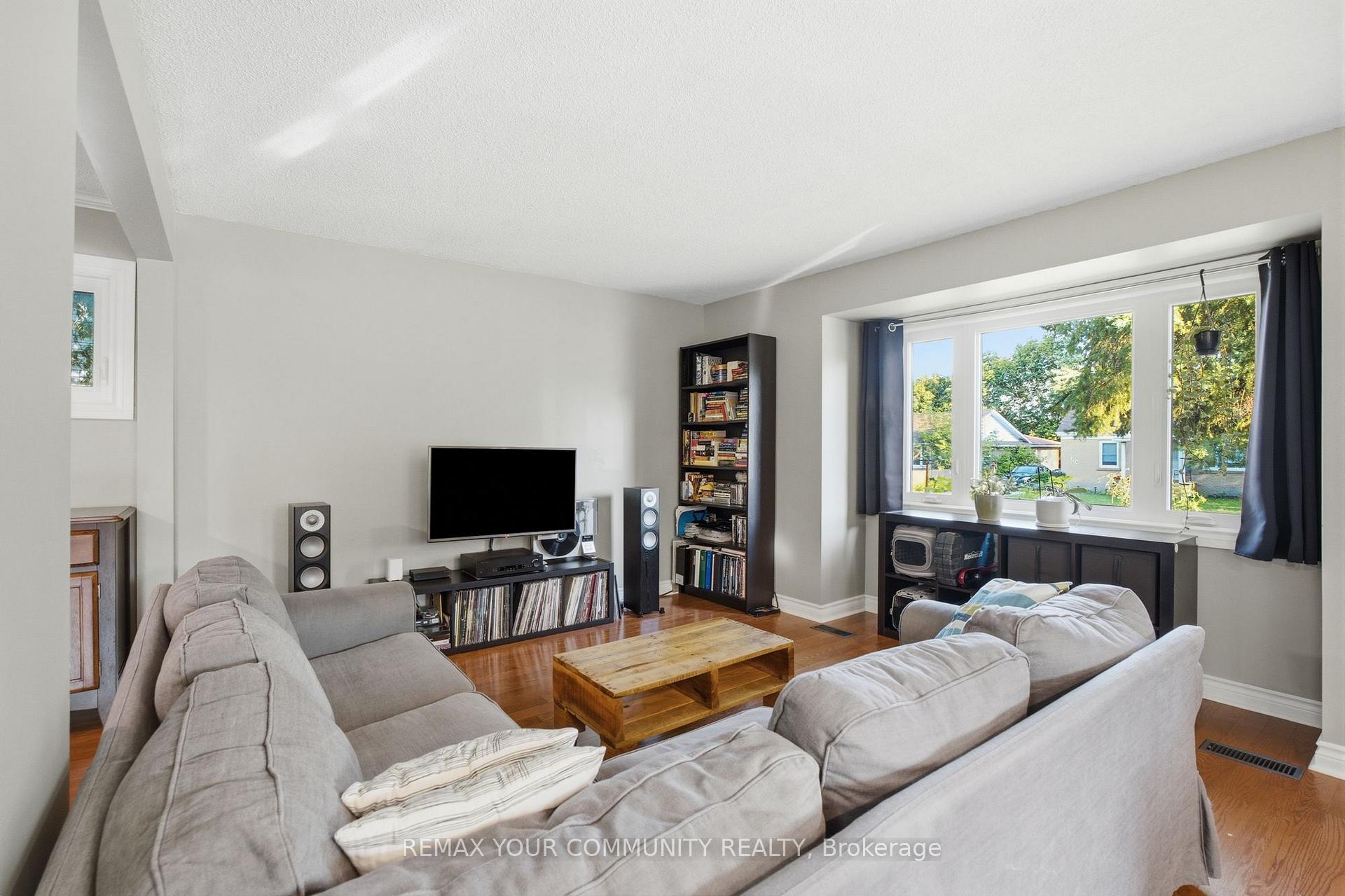 Photo 9 of 269 Rogers Road, Newmarket, Central Newmarket — HOMEH