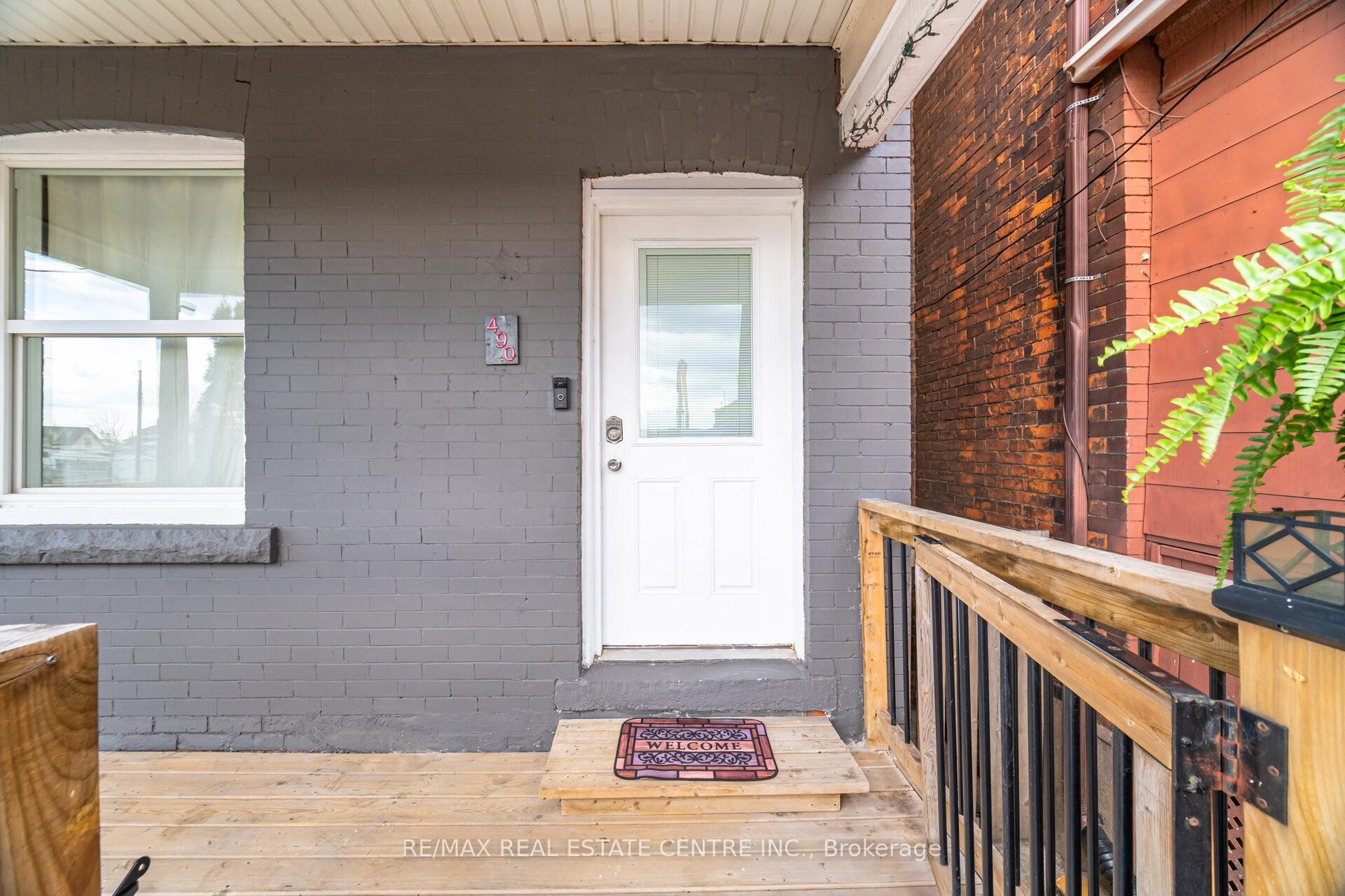 Photo 3 of 490 wentworth Street N, Hamilton, Industrial Sector — HOMEH
