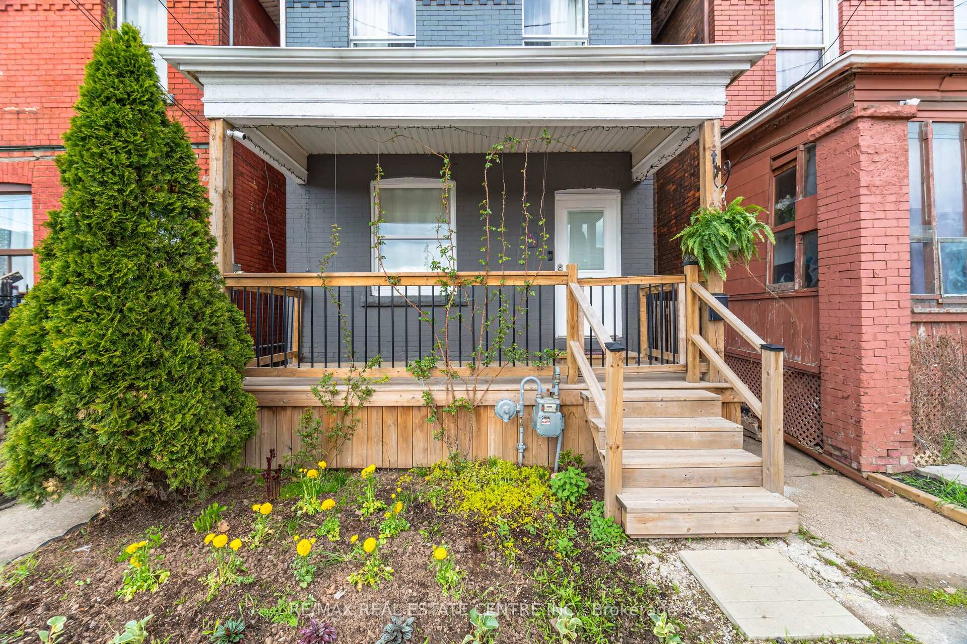 Photo 5 of 490 wentworth Street N, Hamilton, Industrial Sector — HOMEH