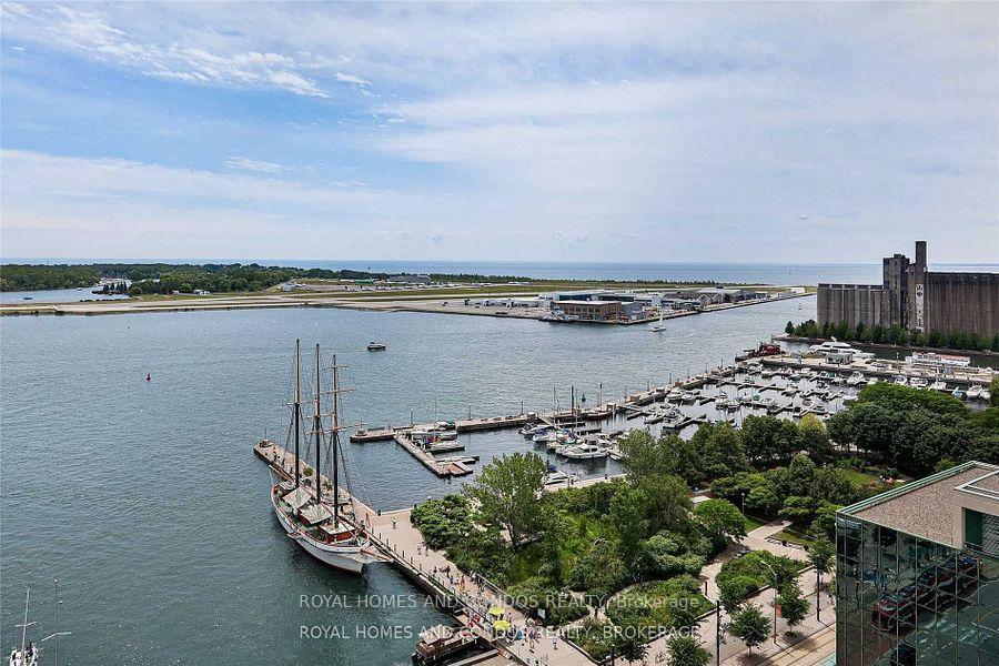 Photo of Unit Lph6, 410 Queens Quay