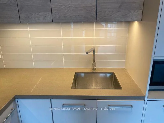 Photo 10 of Unit 702, 12 Gandhi Lane, Markham, Commerce Valley — HOMEH