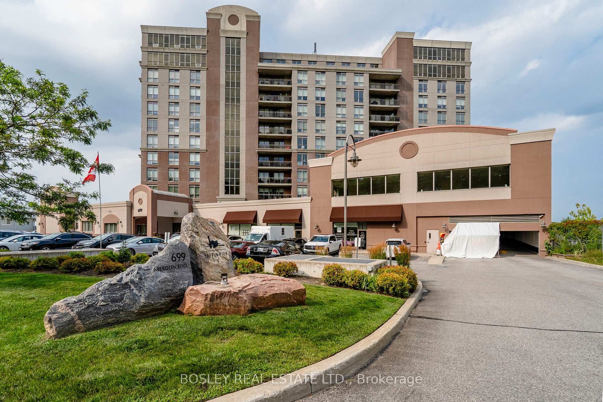 Photo of Unit 307, 699 Aberdeen Boulevard