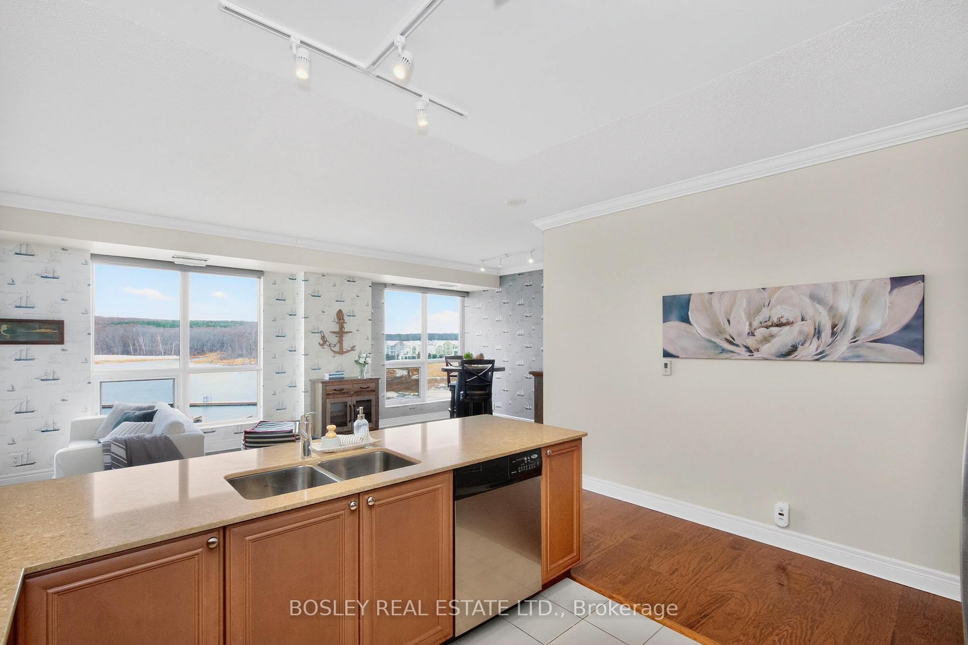Photo 6 of Unit 307, 699 Aberdeen Boulevard, Midland — HOMEH